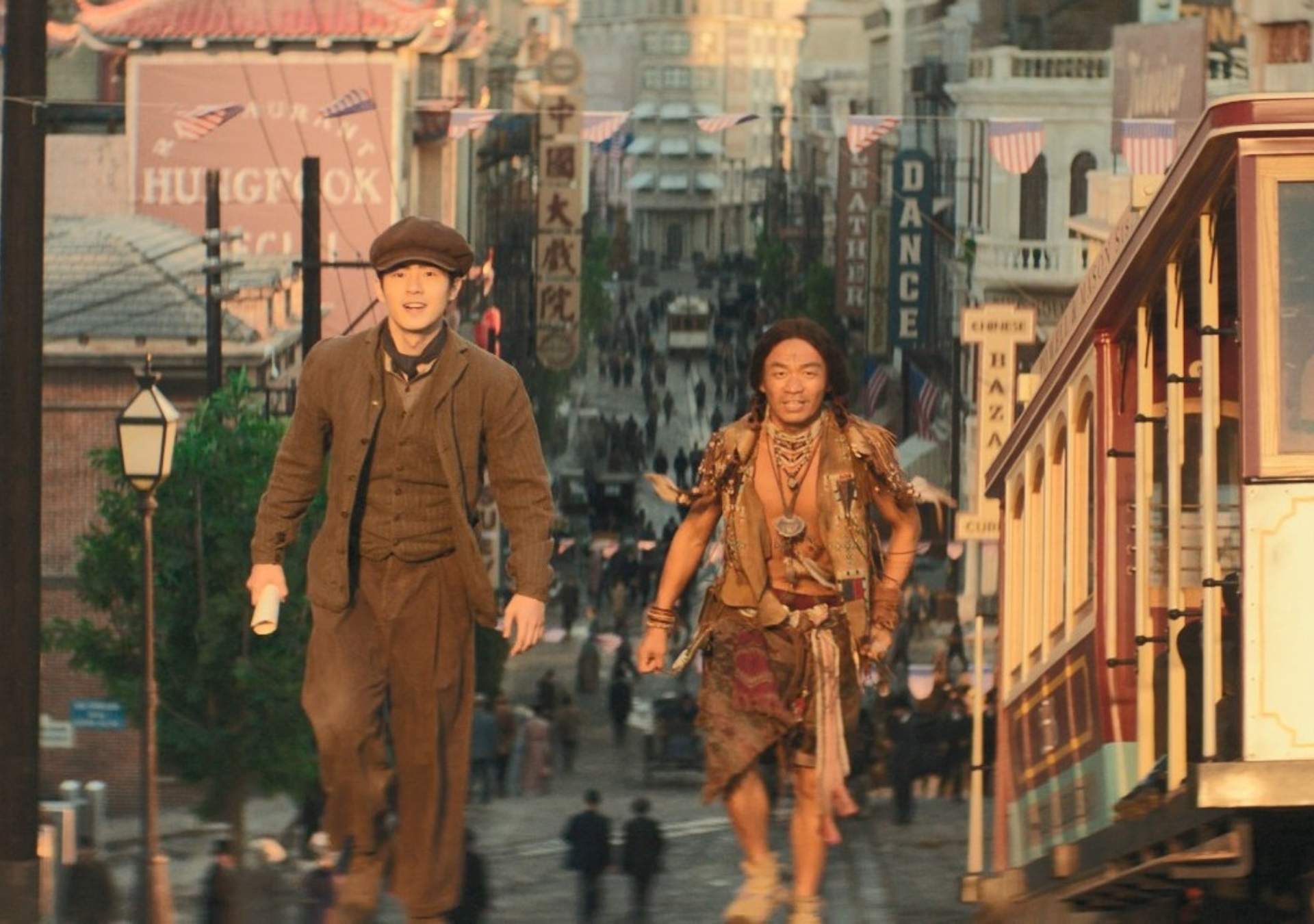 5 motivos para assistir ‘Detetive Chinatown: O Mistério de 1900’ nos cinemas
