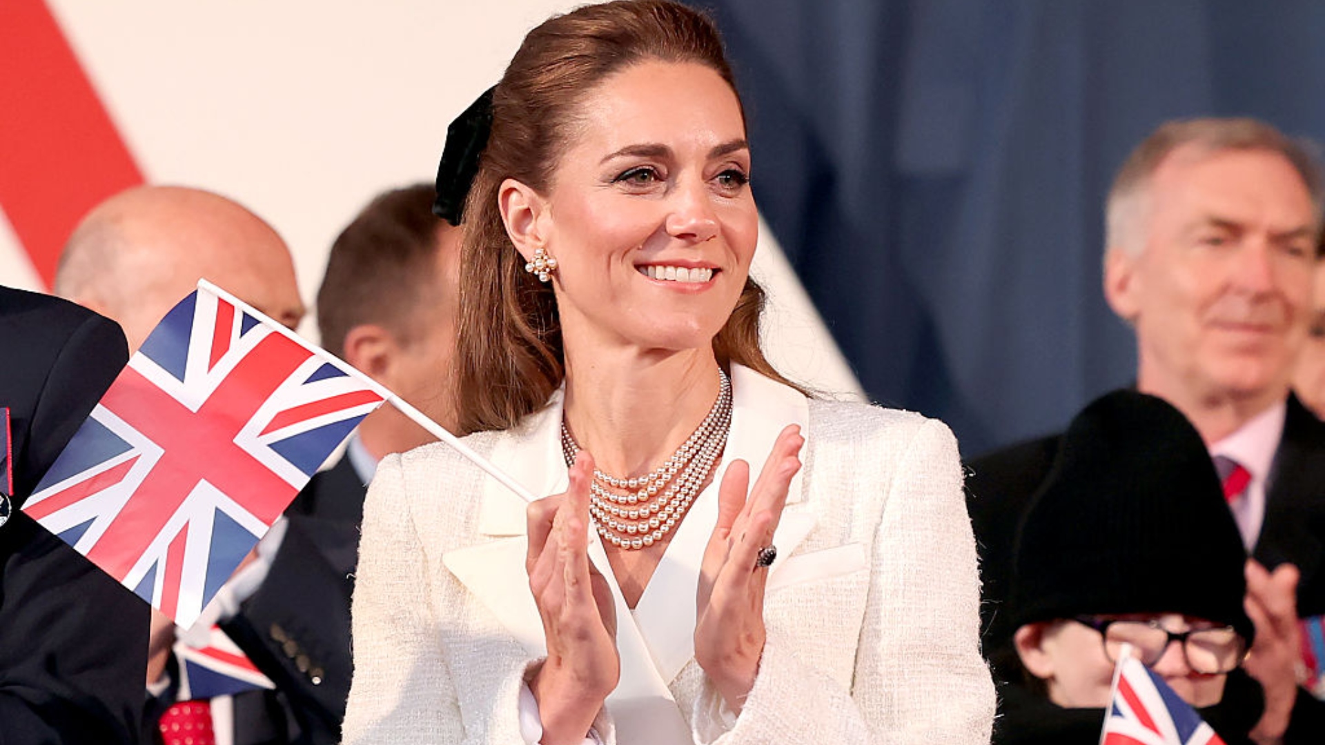 Dia da Vitória na Europa: O que Kate Middleton usou no último show da importante data?